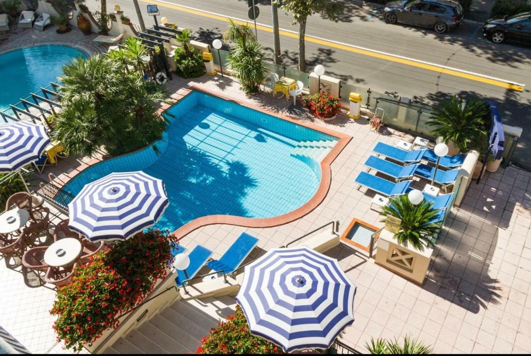 Hotel Cobalto Rimini Exterior photo